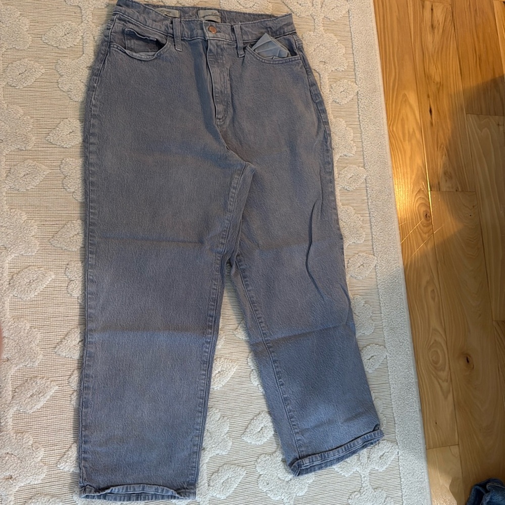 Universal thread straight jeans